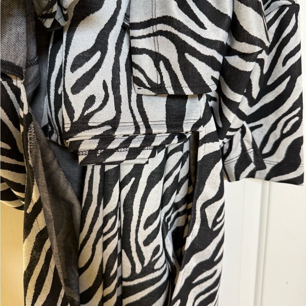 Dressed in LaLa Zebra Print Knit playsuit - Picture 4 of 5